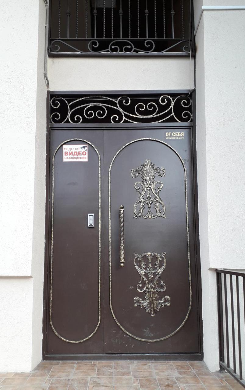Chasha Polnaya Apartment Sukhumi Luaran gambar